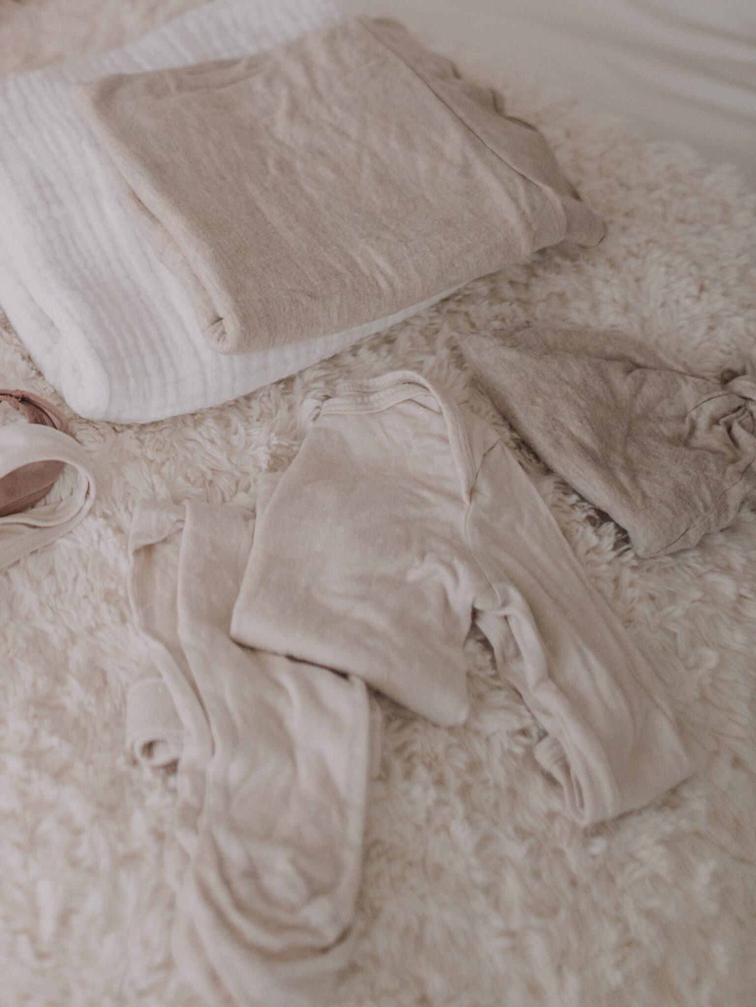 What to pack in your Hospital Bag everything I packed as a new mom